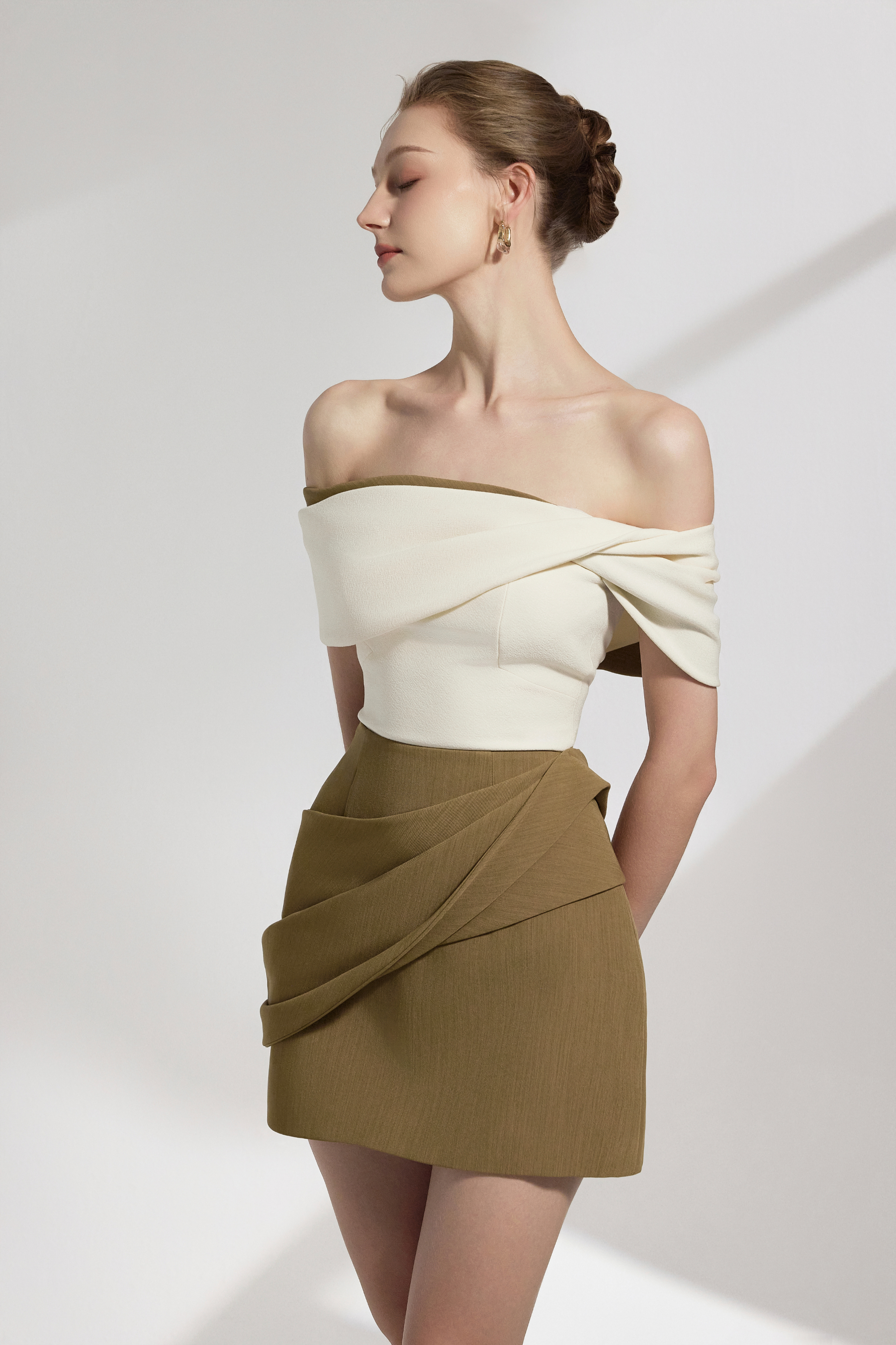 Sora Two-tone Draping Off-shoulder Top