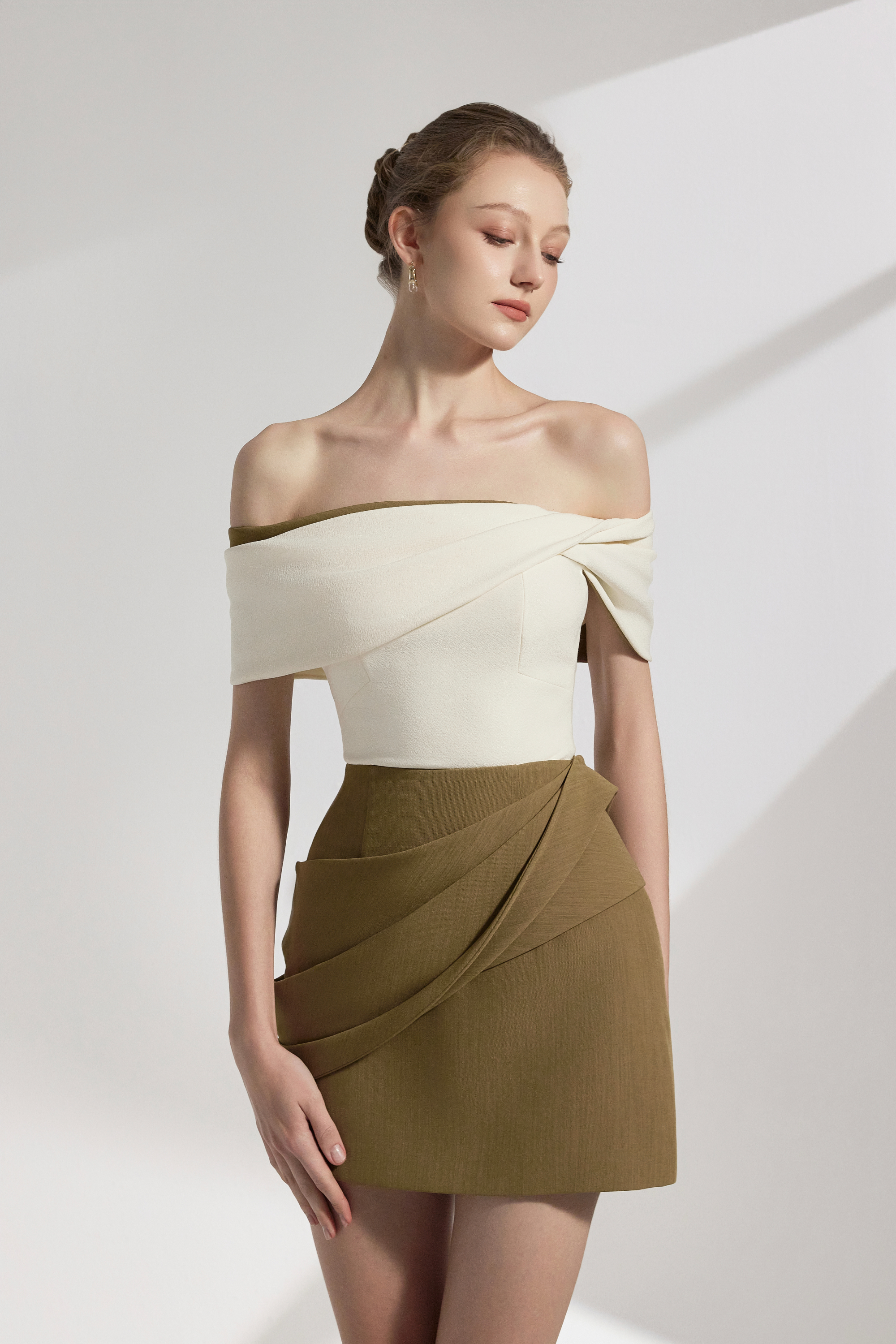 Sora Two-tone Draping Off-shoulder Top