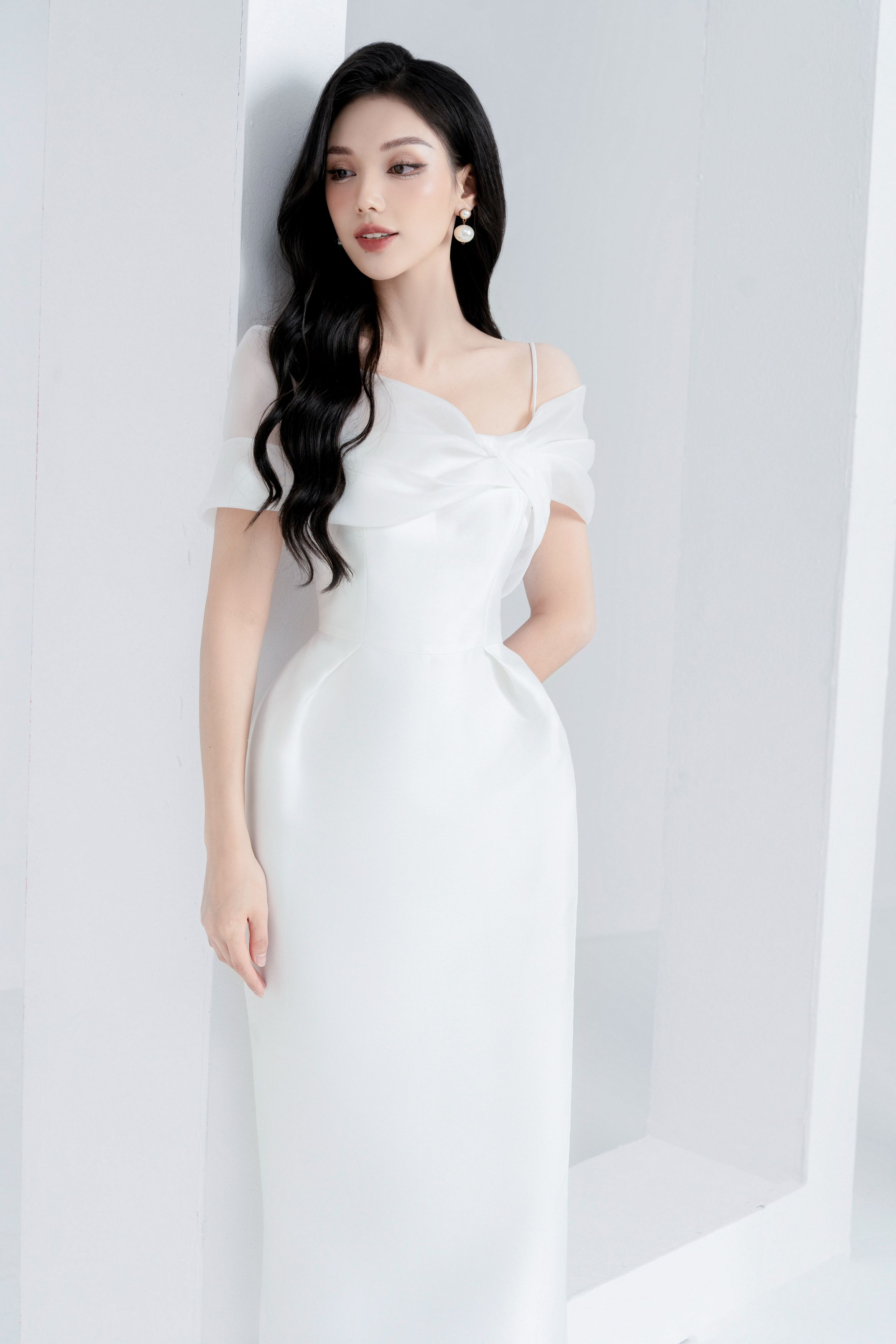 Roselily Off-Shoulder Pencil Dress